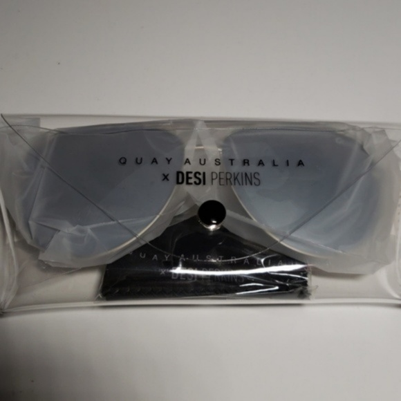 Quay Australia Desi Perkins Sunglasses - Picture 6 of 6